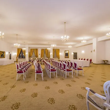 Aurelius Imparatul Romanilor & 4*